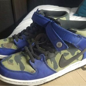 Nike SB camo dunks